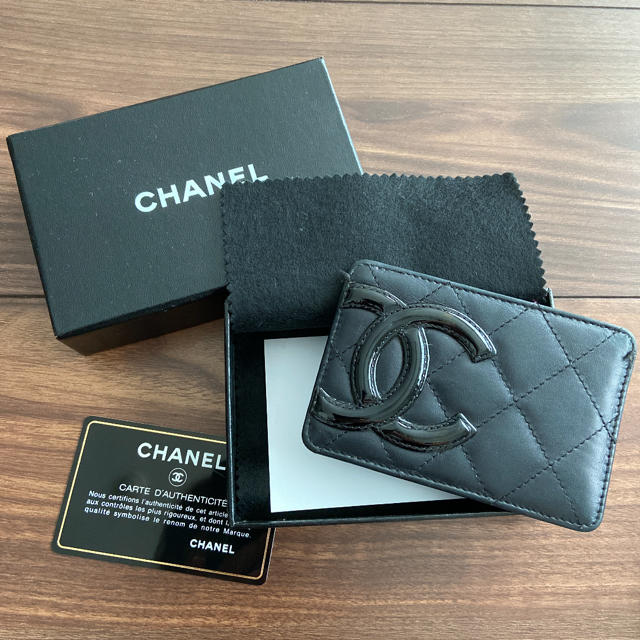 CHANEL(シャネル)のシャネル　パスケース レディースのファッション小物(名刺入れ/定期入れ)の商品写真