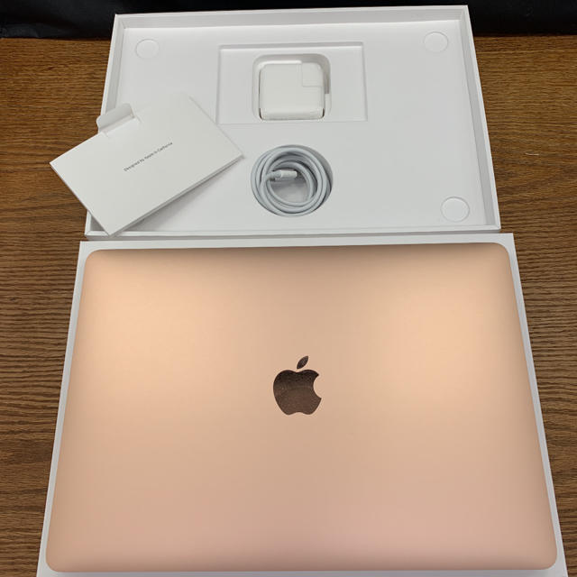 プロ最新！Apple MacBook Air 13インチ 2020