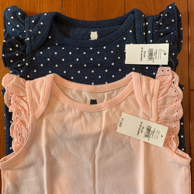 babyGAP(ベビーギャップ)の新品☆babygap☆ピンク＆水玉柄ロンパース2枚セット☆70㎝ キッズ/ベビー/マタニティのベビー服(~85cm)(ロンパース)の商品写真