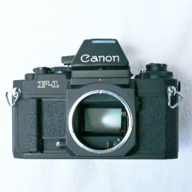 Canon(キヤノン)のキャノンニューF1( ニューFD20-35 f3.5 L)付 スマホ/家電/カメラのカメラ(フィルムカメラ)の商品写真