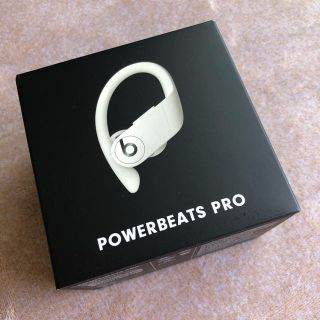 ビーツバイドクタードレ(Beats by Dr Dre)の【美品】Dr. Dre Powerbeats pro アイボリー(ヘッドフォン/イヤフォン)