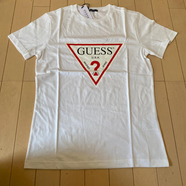 GUESS(ゲス)のGUESS 未使用新品タグ付きTシャツ メンズのトップス(シャツ)の商品写真