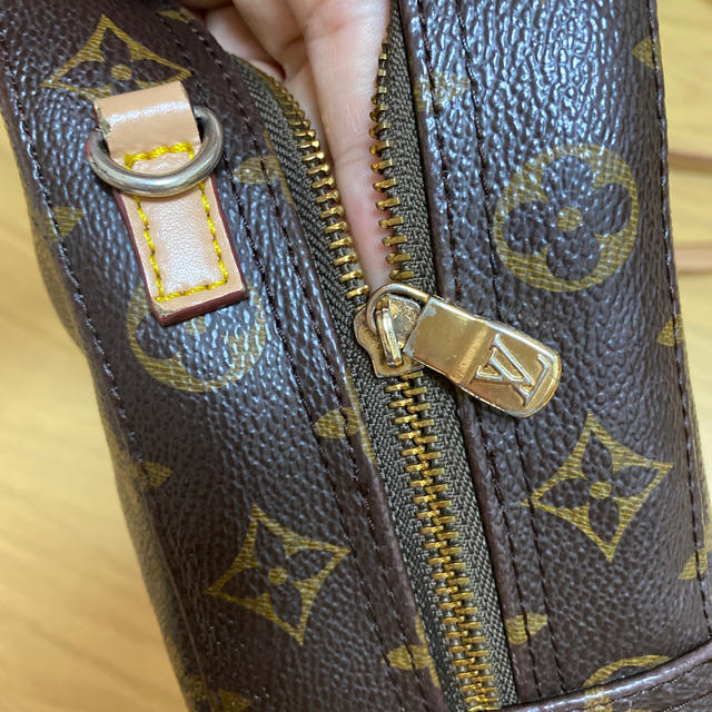 LOUIS VUITTON(ルイヴィトン)のビィトンバッグ レディースのバッグ(トートバッグ)の商品写真