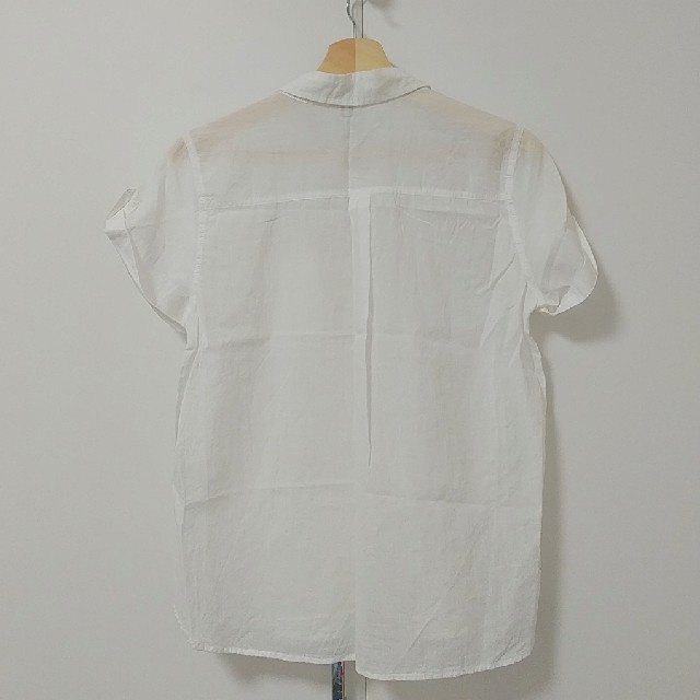 GU(ジーユー)のGU レディース シャツ ブラウス 半袖 Lサイズ 白 レディースのトップス(シャツ/ブラウス(半袖/袖なし))の商品写真