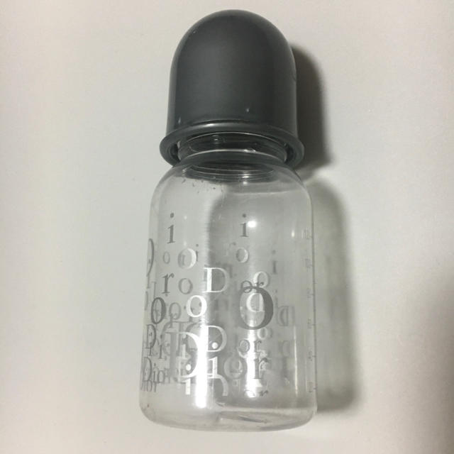 Dior(ディオール)のDiorの哺乳瓶　130ml キッズ/ベビー/マタニティの授乳/お食事用品(哺乳ビン)の商品写真