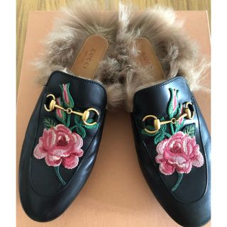 グッチ(Gucci)の最終値下げGUCCI プリンスタウン レザースリッパ ファースリッパ(スリッポン/モカシン)