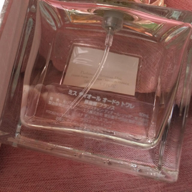 Dior(ディオール)のmiss Dior 50ml 美品 コスメ/美容の香水(香水(女性用))の商品写真