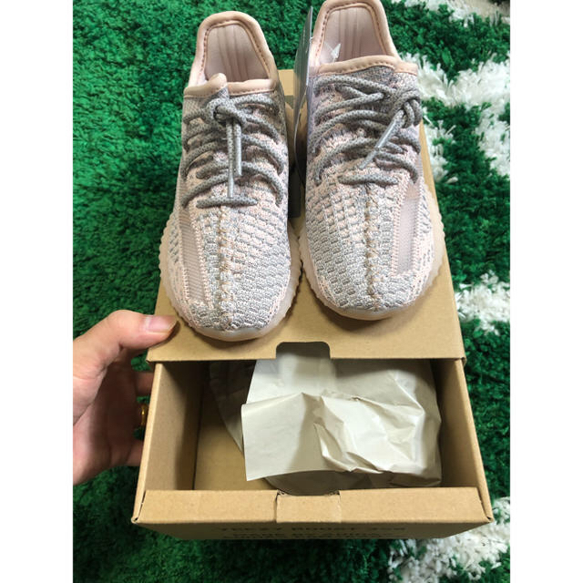 adidas(アディダス)のYEEZY BOOST 350 V2 INFANT 16cm kids レディースの靴/シューズ(スニーカー)の商品写真