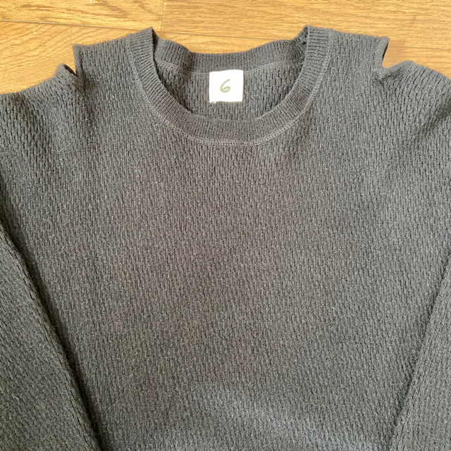 BEAUTY&YOUTH UNITED ARROWS(ビューティアンドユースユナイテッドアローズ)のRoku 6 SHOULDER 2HOLE KNIT ブラック　ニット　サーマル レディースのトップス(ニット/セーター)の商品写真