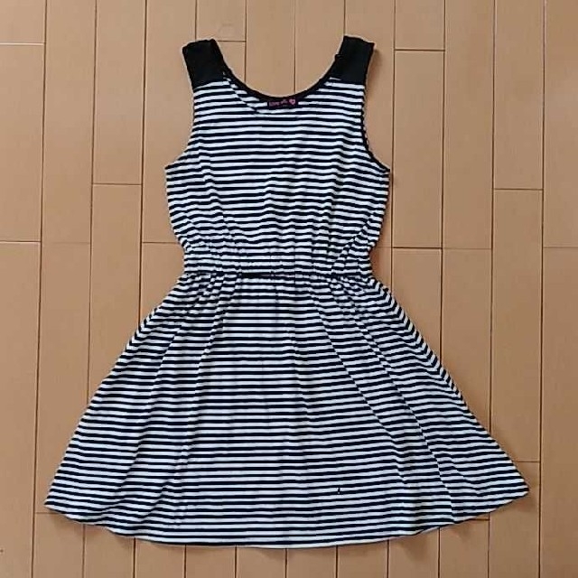 lovetoxic(ラブトキシック)のLovetoxic ラブトキ ノースリーブワンピース150cm キッズ/ベビー/マタニティのキッズ服女の子用(90cm~)(ワンピース)の商品写真