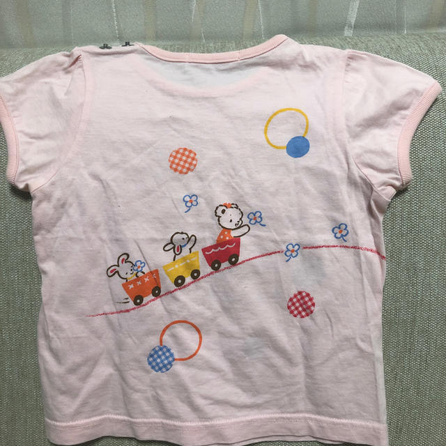 familiar(ファミリア)のfamiliar サイズ90 女の子Tシャツ キッズ/ベビー/マタニティのキッズ服女の子用(90cm~)(Tシャツ/カットソー)の商品写真