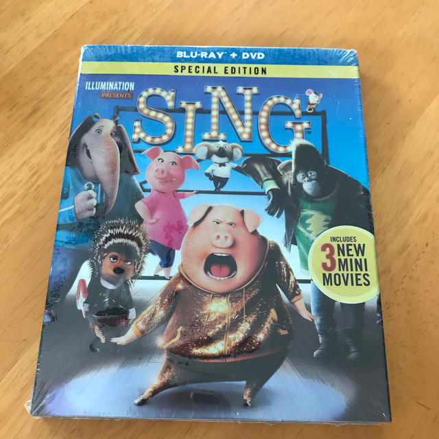 UNIVERSAL ENTERTAINMENT(ユニバーサルエンターテインメント)のSING 英語版　DVD  エンタメ/ホビーのDVD/ブルーレイ(外国映画)の商品写真