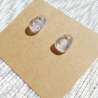 シーグラス(ガラス)の水色シェルピアス✧*。(ピアス)