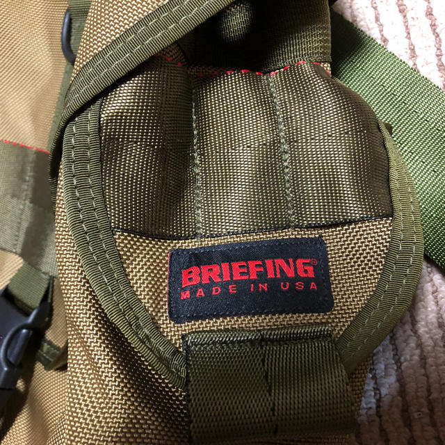 BRIEFING(ブリーフィング)の廃盤カーキ　BRIEFING LANCE2 ブリーフィング メッセンジャー  メンズのバッグ(ショルダーバッグ)の商品写真