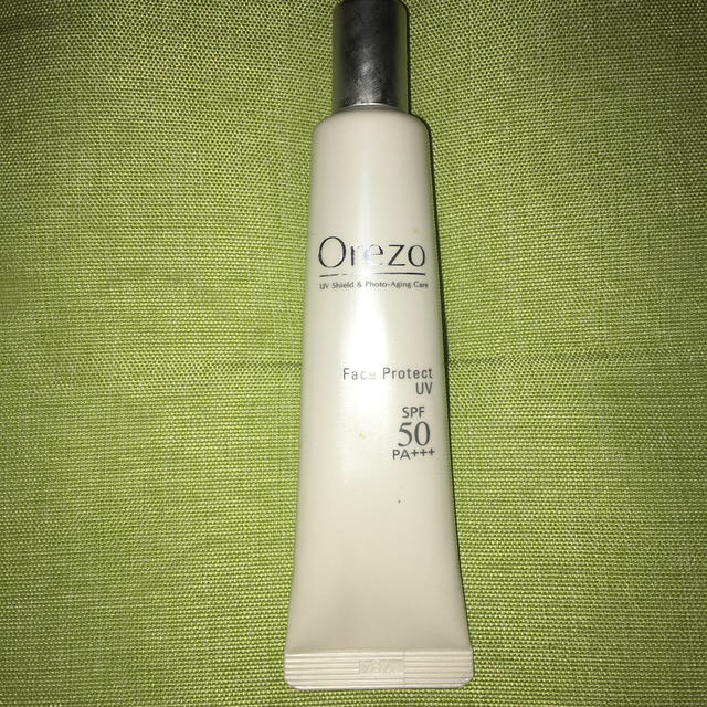 Orezo(オレゾ)のOrezo日焼け止めクリーム。未使用に近い。 コスメ/美容のボディケア(日焼け止め/サンオイル)の商品写真