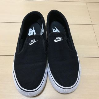 ナイキ(NIKE)のナイキ　スリッポン　キャンバススニーカー　トキ　ブラック25.5cm(スニーカー)