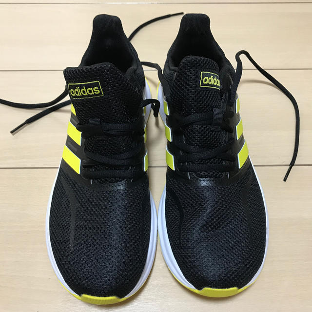 adidas(アディダス)のadidas スニーカー25cm  ブラック×イエロー メンズの靴/シューズ(スニーカー)の商品写真