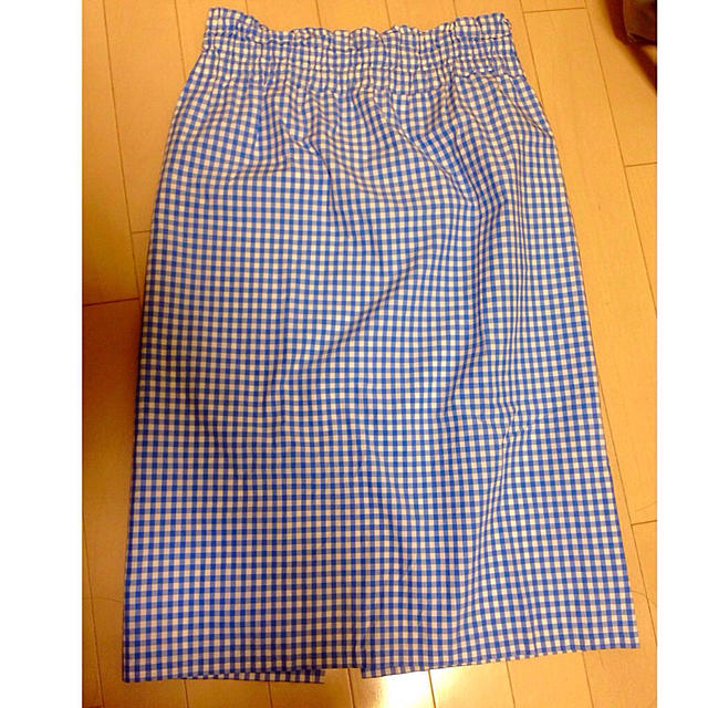H.P.FRANCE(アッシュペーフランス)のウサギプゥトワ ギンガムスカート レディースのスカート(ひざ丈スカート)の商品写真