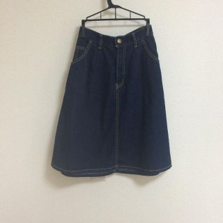 マウジー(moussy)のフレアスカート(ひざ丈スカート)