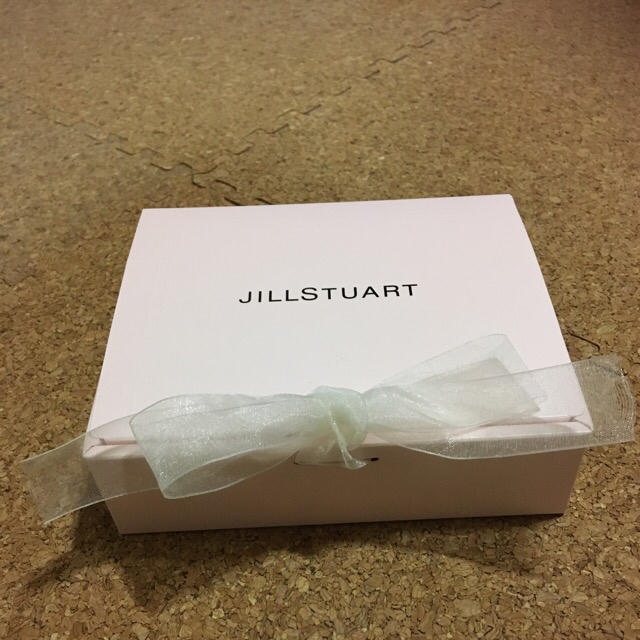 JILLSTUART(ジルスチュアート)のJILL STUART 日焼け止めジェル&ハンドクリームセット コスメ/美容のボディケア(日焼け止め/サンオイル)の商品写真