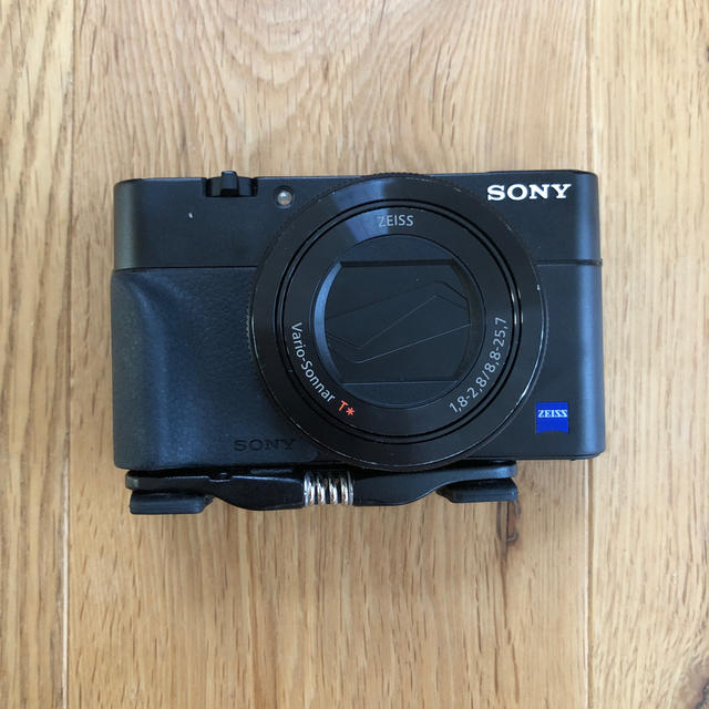 SONY(ソニー)のsony rx100m5 スマホ/家電/カメラのカメラ(コンパクトデジタルカメラ)の商品写真