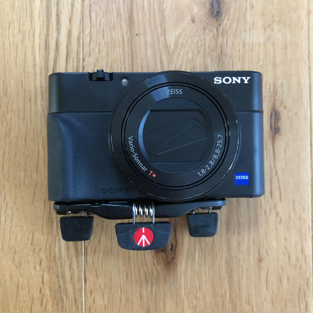 SONY(ソニー)のsony rx100m5 スマホ/家電/カメラのカメラ(コンパクトデジタルカメラ)の商品写真