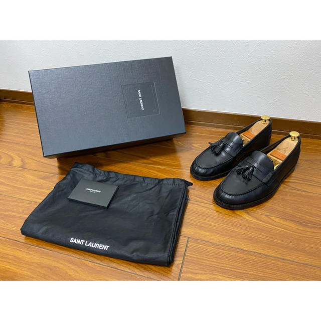 Saint Laurent(サンローラン)の【かずき様専用】サンローラン 18SS タッセルローファー 39+ 国内正規 メンズの靴/シューズ(その他)の商品写真