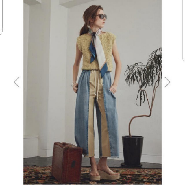 Ameri VINTAGE(アメリヴィンテージ)のアメリヴィンテージ　ミックスマテリアルパンツ レディースのパンツ(カジュアルパンツ)の商品写真
