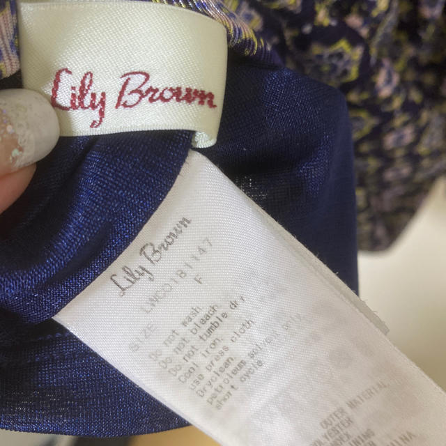 Lily Brown(リリーブラウン)のリリーブラウン  バックリボンロンパース レディースのパンツ(オールインワン)の商品写真