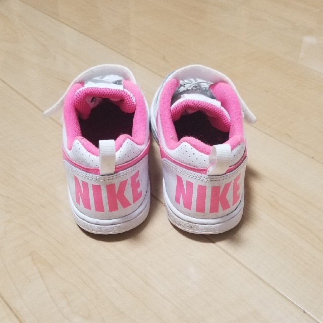 NIKE(ナイキ)のナイキ　スニーカー　２１センチ キッズ/ベビー/マタニティのキッズ靴/シューズ(15cm~)(スニーカー)の商品写真