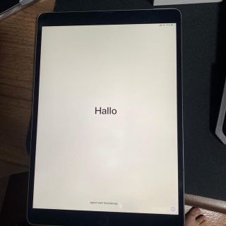 アイパッド(iPad)のiPad Pro 10.5インチ Wi-Fi＋セルラーモデル　64GB auのみ(タブレット)