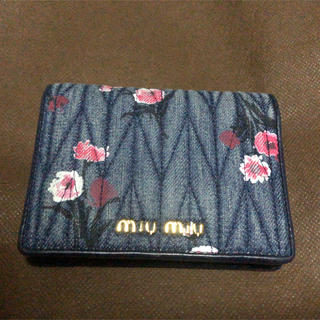 ミュウミュウ(miumiu)のmiumiu デニムミニ財布(財布)