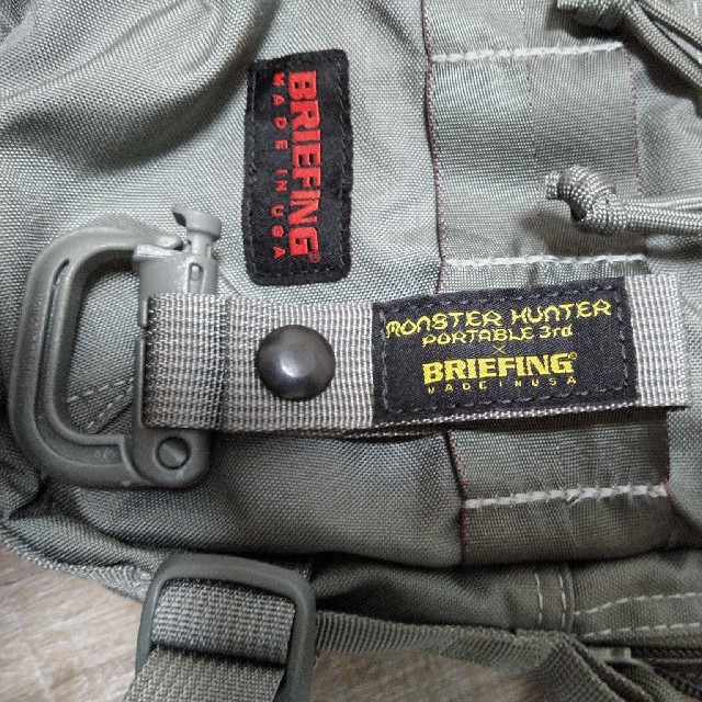 BRIEFING(ブリーフィング)の10/4まで　未使用　ブリーフィング　ドロップポーチ メンズのバッグ(ボディーバッグ)の商品写真