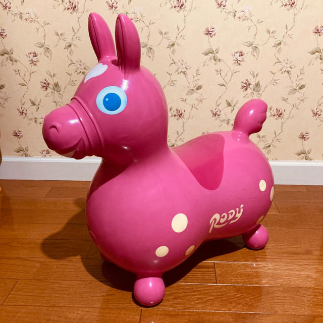 Rody ロディ Rody 乗り物 ピンク ノンフタル酸の通販 By みっち S Shop ロディならラクマ