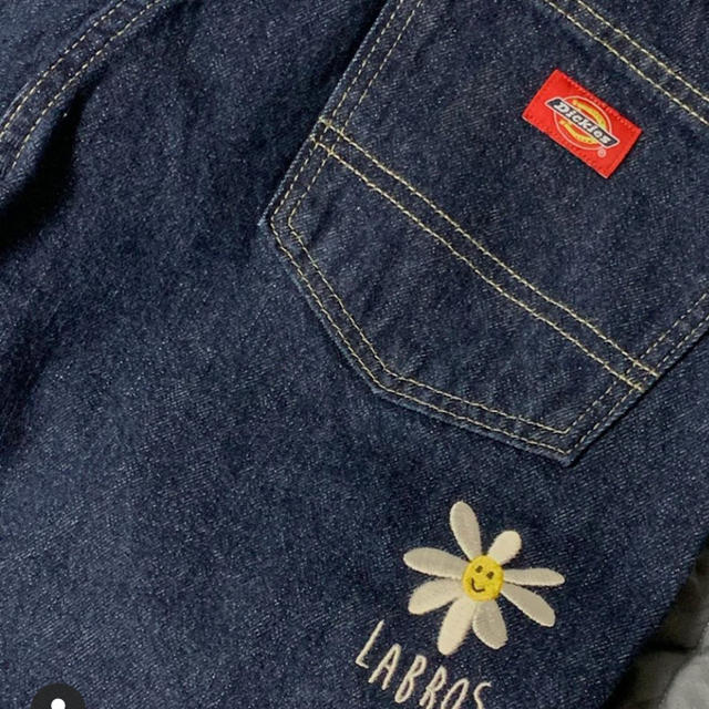 Dickies(ディッキーズ)のLabros ラブロス　デニムパンツ(こんにちわんわん様専用) レディースのパンツ(デニム/ジーンズ)の商品写真