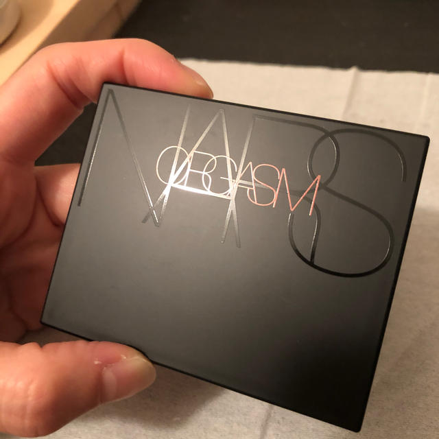 NARS(ナーズ)のNARS クワッド　アイシャドウ　オーガズム　5066 コスメ/美容のベースメイク/化粧品(アイシャドウ)の商品写真