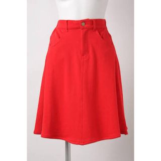 フーズフーチコ(who's who Chico)のred skirt🍒🍒(ひざ丈スカート)