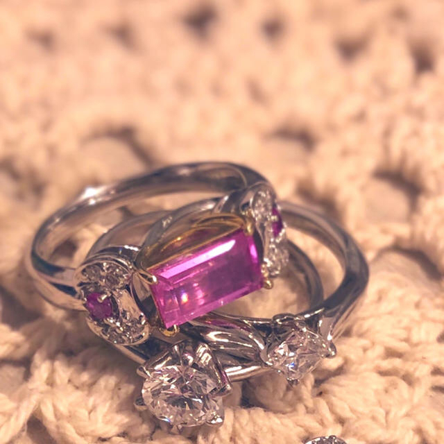 ピンクサファイア k18 リング レディースのアクセサリー(リング(指輪))の商品写真