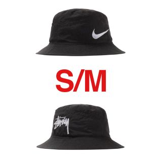 ナイキ(NIKE)のSTUSSY NIKE BUCKET HAT S/M Black 新品未使用(ハット)