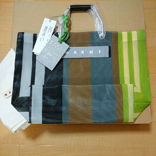 マルニ(Marni)の新品タグ付き マルニ ストライプバッグ ベージュ(トートバッグ)