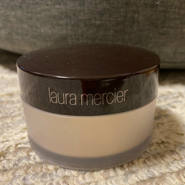 laura mercier(ローラメルシエ)の※まろん様専用　ローラメルシエ ルースセッティングパウダー　トランスルーセント コスメ/美容のベースメイク/化粧品(フェイスパウダー)の商品写真