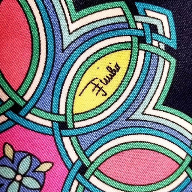 エミリオプッチEMILIO PUCCI★正規品未使用訳有シルクハンドバッグ