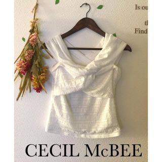 セシルマクビー(CECIL McBEE)の☆CECIL McBEE☆セシルマクビー  2wayトップス  オフショル(カットソー(半袖/袖なし))