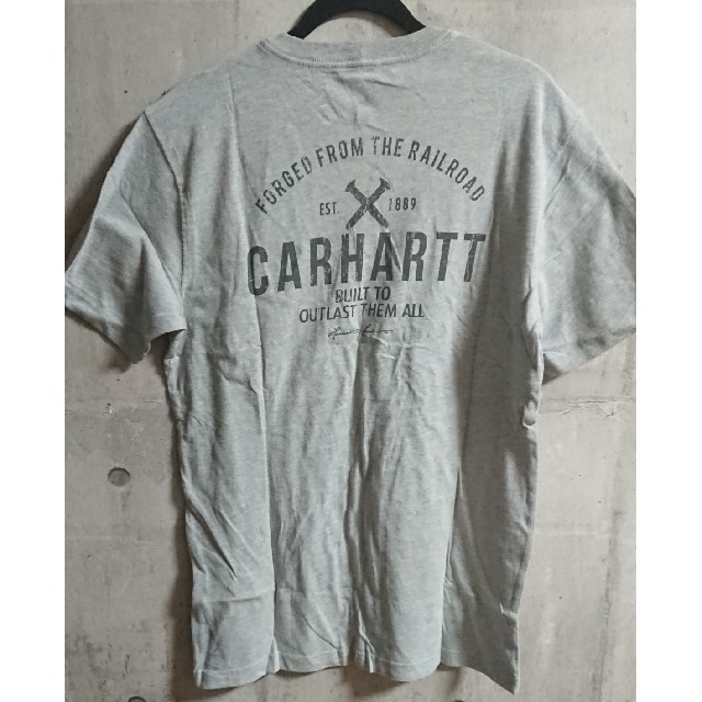 carhartt(カーハート)の(Mサイズ) カーハート マッドドック ポケットTシャツ メンズのトップス(Tシャツ/カットソー(半袖/袖なし))の商品写真