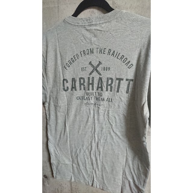 carhartt(カーハート)の(Mサイズ) カーハート マッドドック ポケットTシャツ メンズのトップス(Tシャツ/カットソー(半袖/袖なし))の商品写真