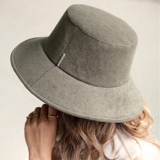 アリシアスタン(ALEXIA STAM)のアリシアスタン 帽子 バケットハット カーキ Bucket Hat　新品未使用(ハット)