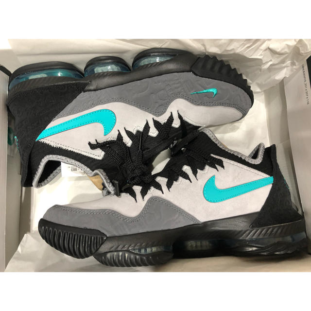 2022年レディースファッション福袋 NIKE LEBRON XVI LOW atmos 27cm