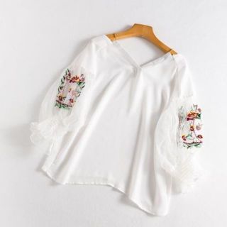 【大人気・早い者勝ち】花柄　刺繍　オフショル　シフォン　ブラウス　F077(シャツ/ブラウス(長袖/七分))