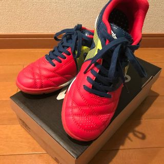 アンブロ(UMBRO)の【めぎちゃん様専用】umbro フットサル シューズ(シューズ)