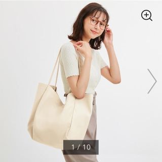 スピックアンドスパン(Spick & Span)の★新品 タグ付き GU ジーユー ソフトビッグトートバッグ 大容量 ホワイト(トートバッグ)